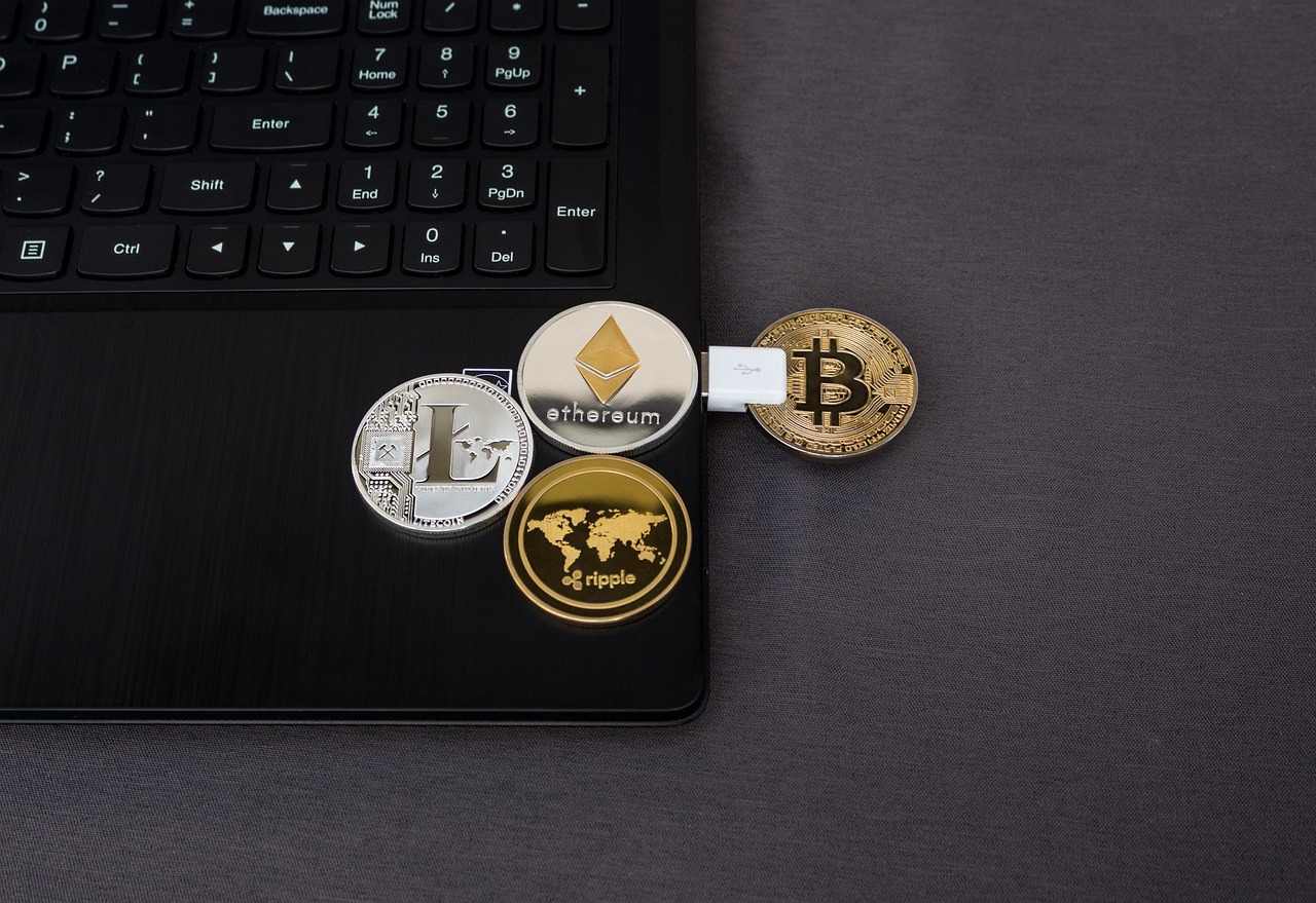 SEMrush关键词分析教程：如何挖掘黄金关键词，避开80%的流量陷阱？