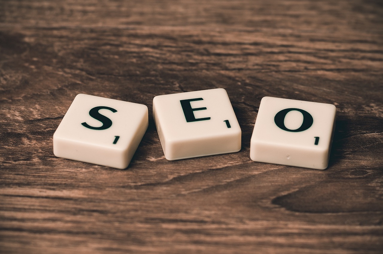 2025年SEO/SEM必备工具：六大平台关键词价格实时比价表